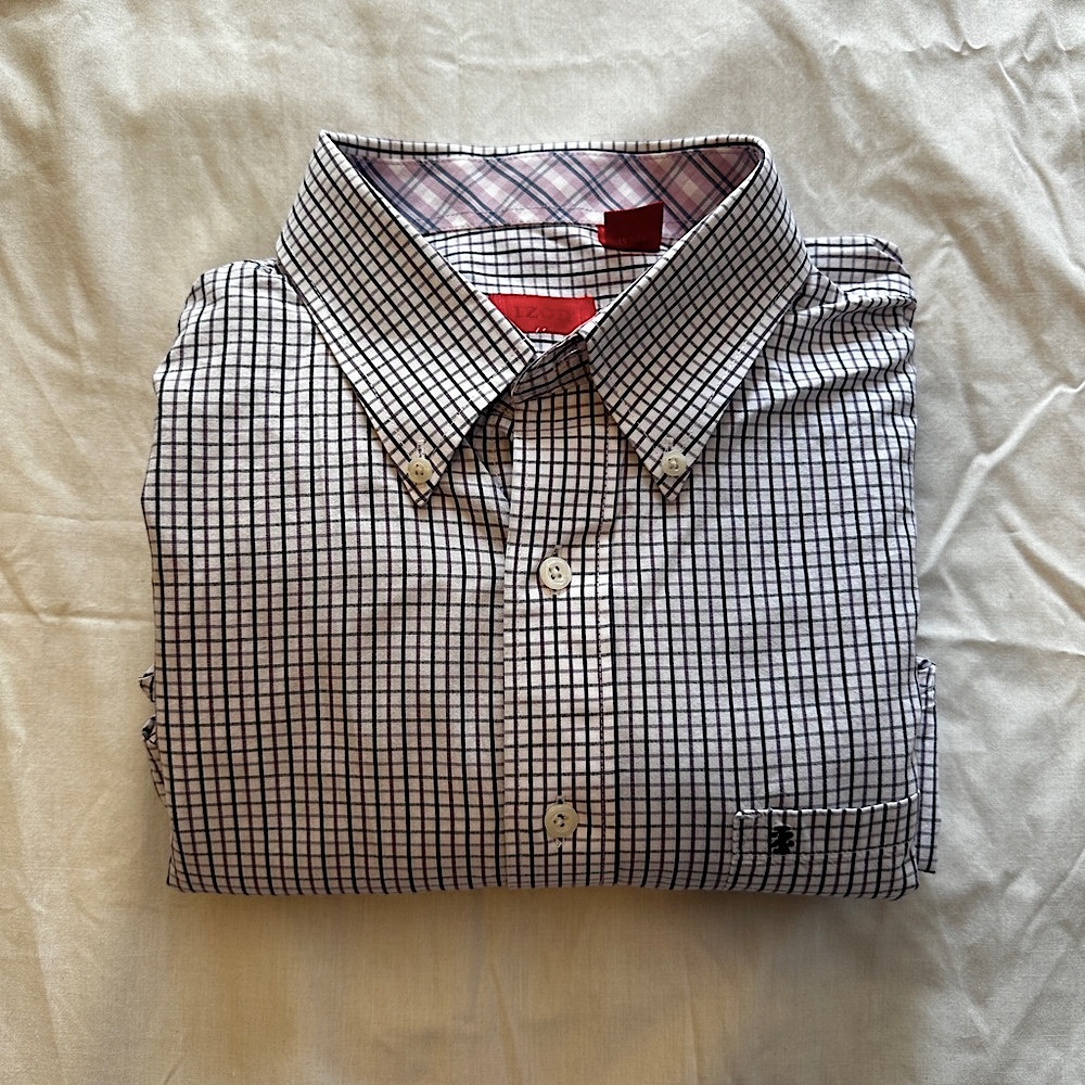 Izod Men’s Button Up Shirt Pattern